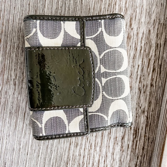Coach Signature Wallet